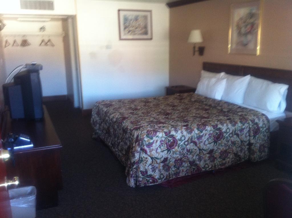Galaxie Motel Brigham City Habitación foto